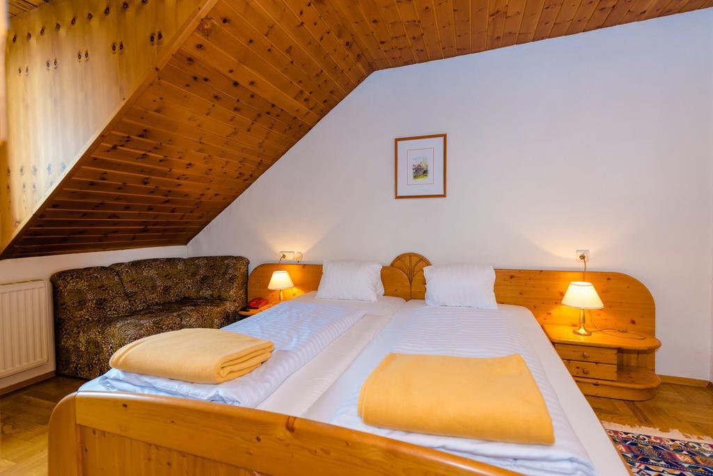 Landhotel Groggerhof Obdach Екстер'єр фото